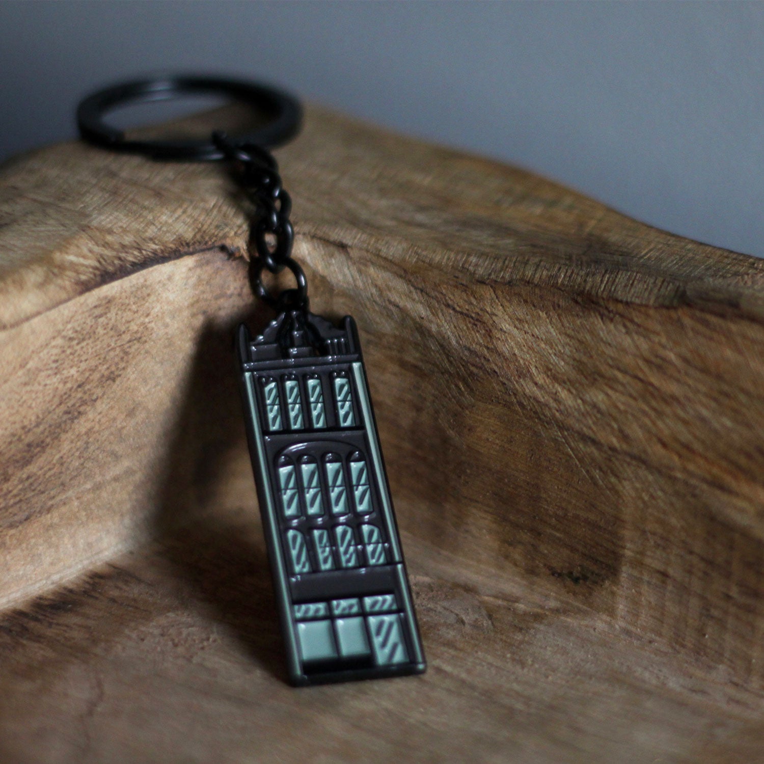 Petrie Building Keychain